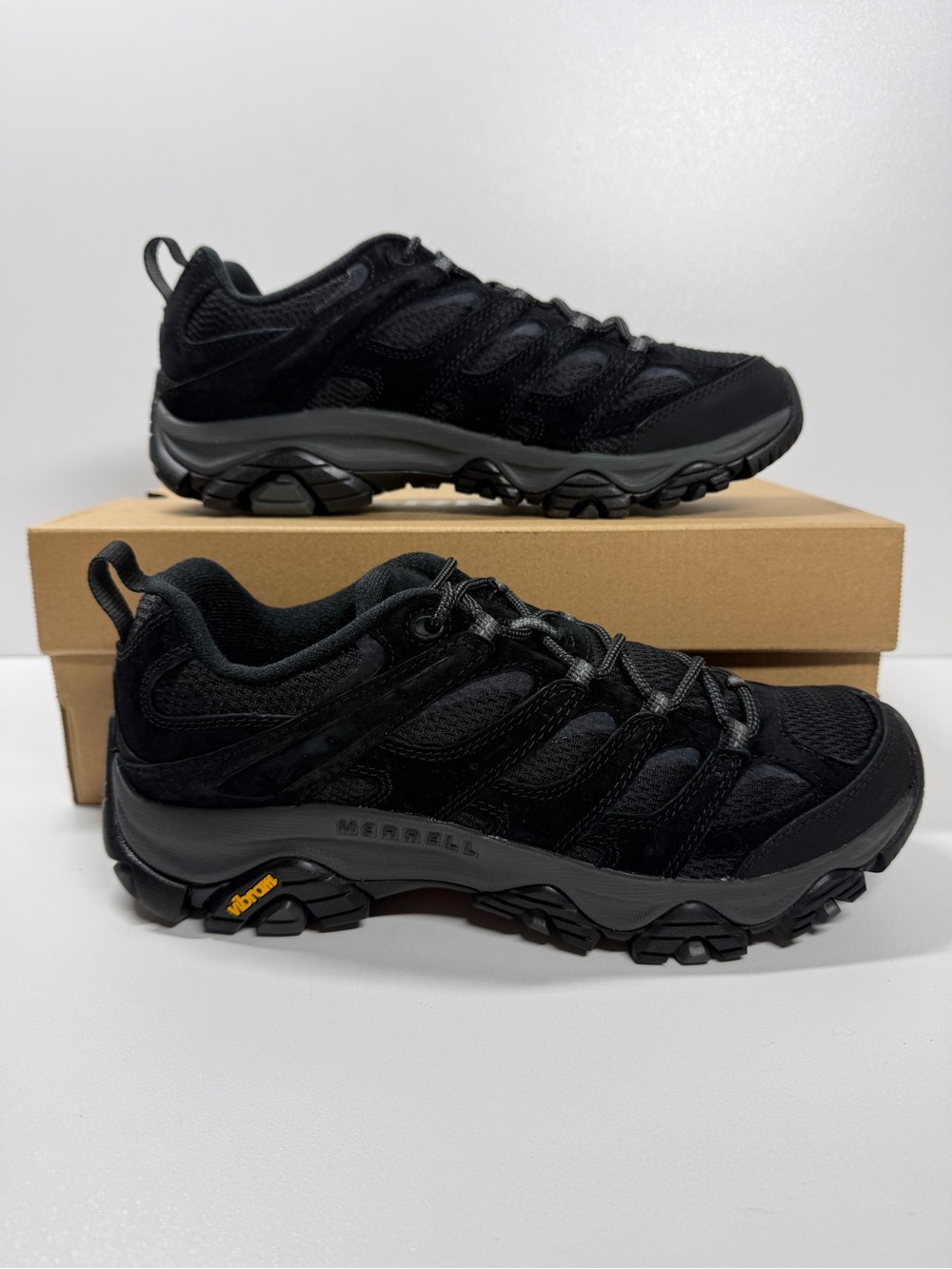 NIB • Men's Merrell Black Night Moab 3 Size: 9